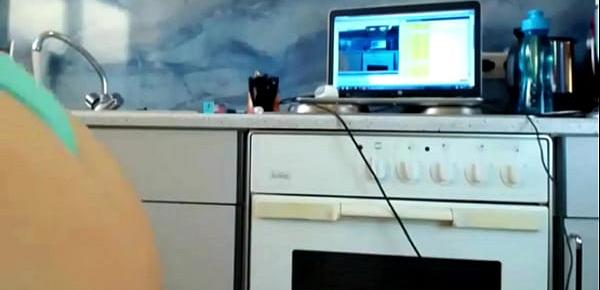  sexydea flashing pussy on live webcam